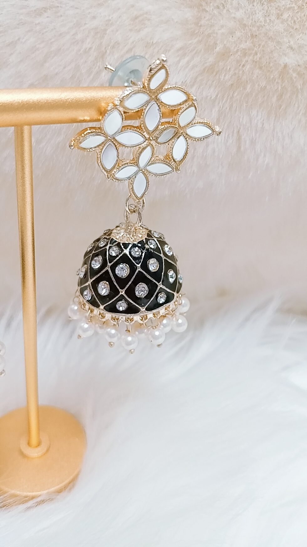 Black Gold Mirror Floral Jhumka with Pearls (1)
