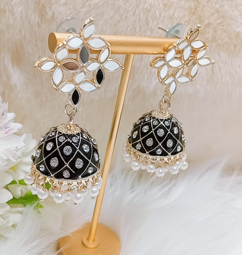 Black Gold Mirror Floral Jhumka with Pearls (1)