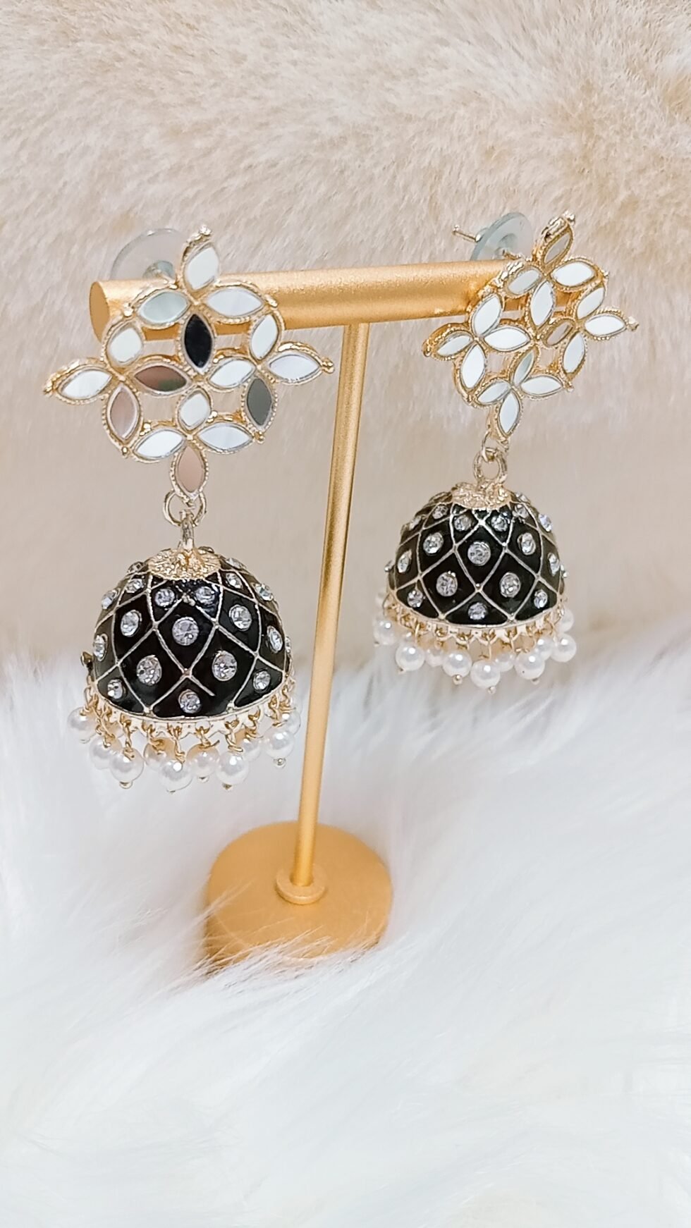 Black Gold Mirror Floral Jhumka with Pearls (1)