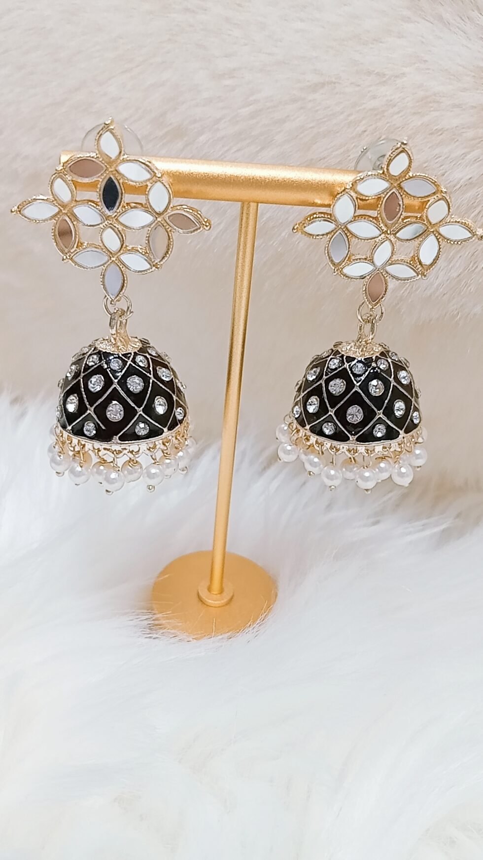 Black Gold Mirror Floral Jhumka with Pearls (1)