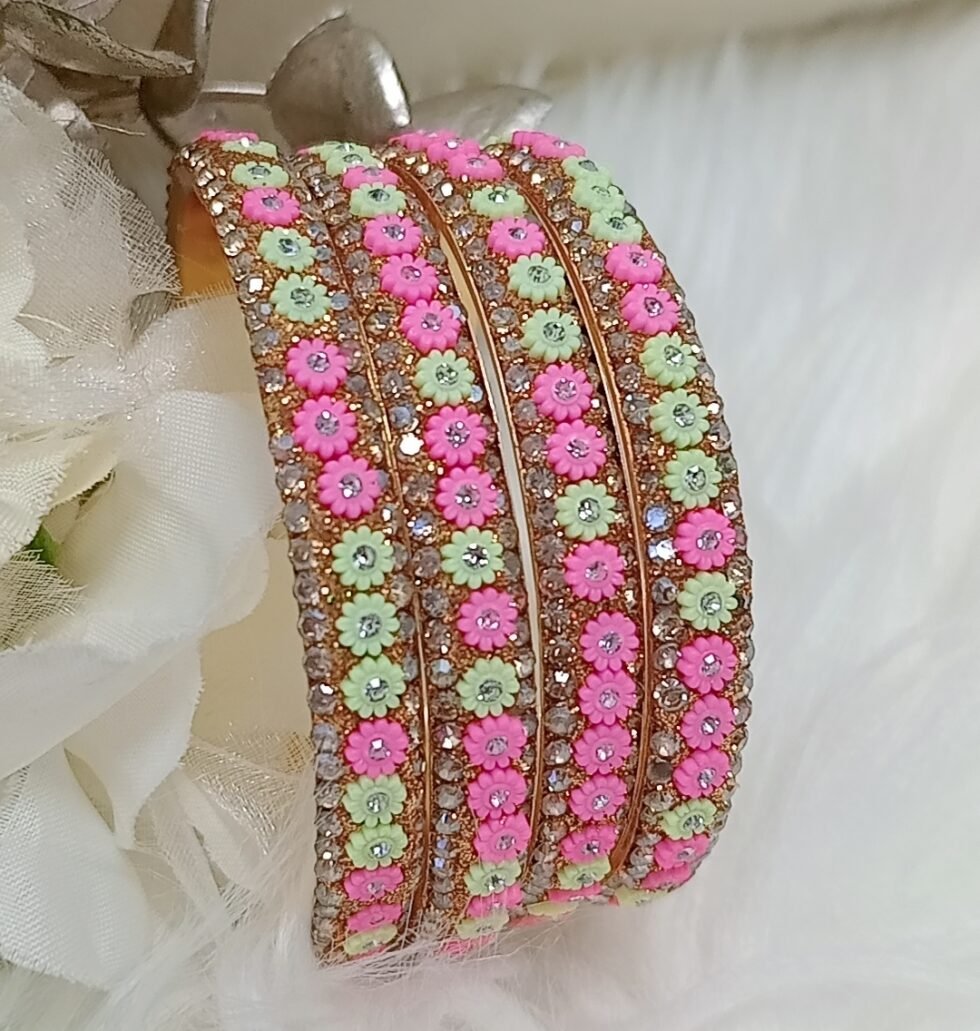 Cute Pink Green Mini Flowers 4pc Bangle Set