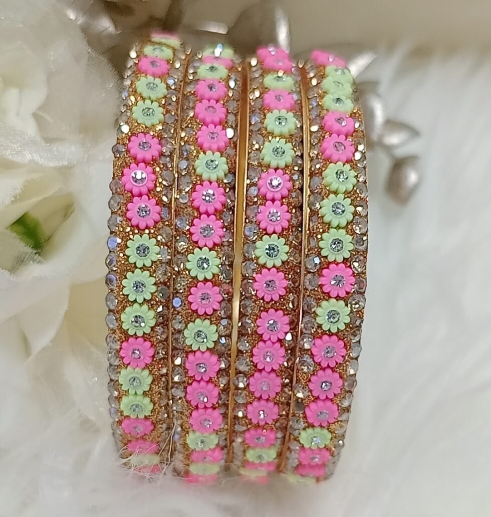 Cute Pink Green Mini Flowers 4pc Bangle Set