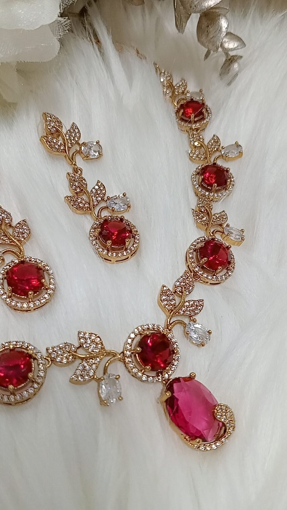 AD Red Gold Floral Design Necklace Set with Earrings
