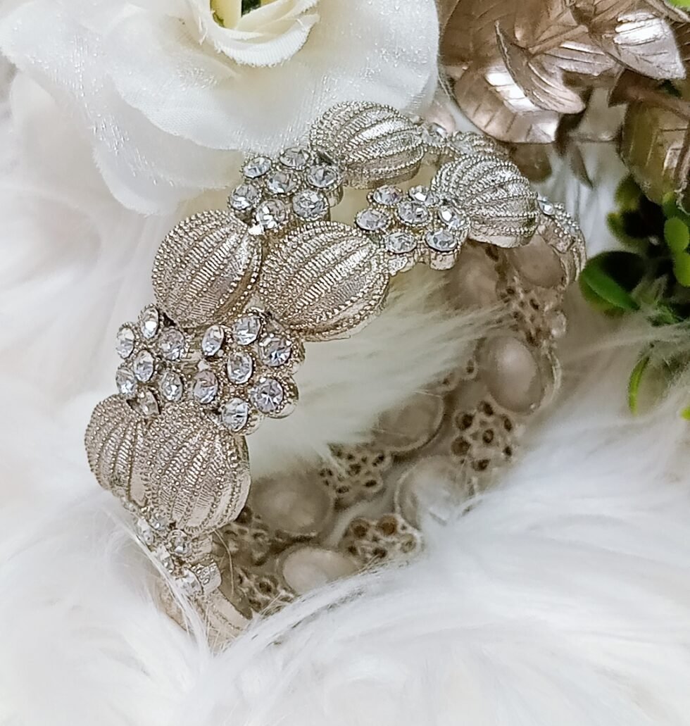 Princess Floral 2pc Silver Bangle Set